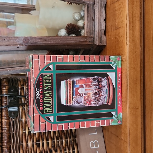 1997 Anheuser-Busch, Inc Budweiser Collector Stein 1997 - Picture 5 of 6